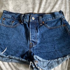 Levi jean shorts